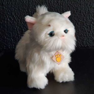 Peluche chat blanc