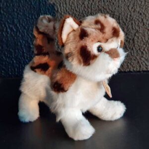 Peluche chat tacheté et blanc